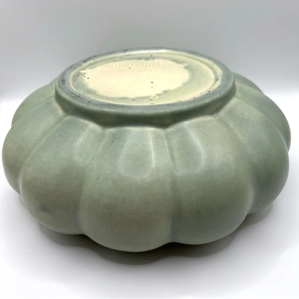 Vintage Red Wing Pottery Scalloped Edge Light Green Planter #278 Bowl Vase MCM